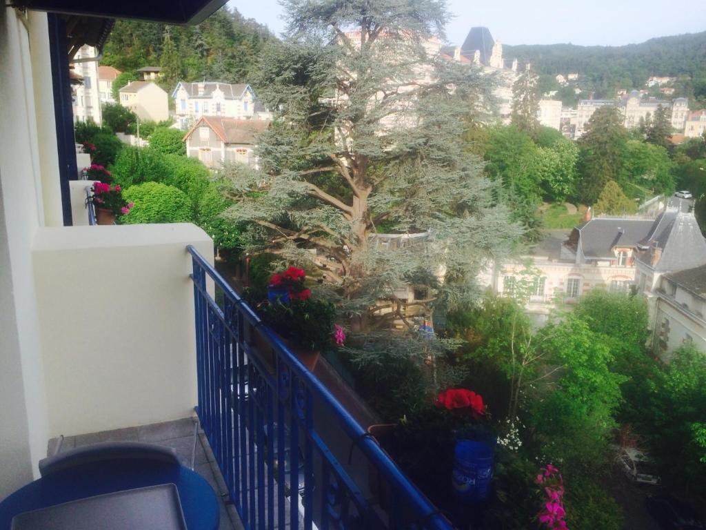 فندق Châtel-Guyonفي  بيليفو المظهر الخارجي الصورة