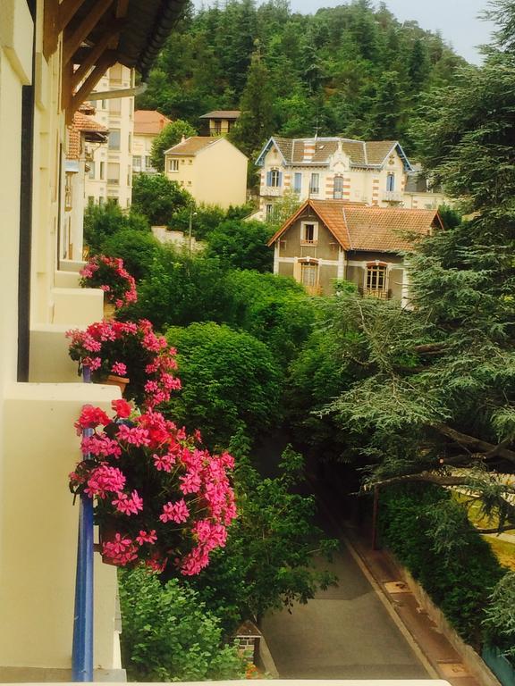فندق Châtel-Guyonفي  بيليفو المظهر الخارجي الصورة